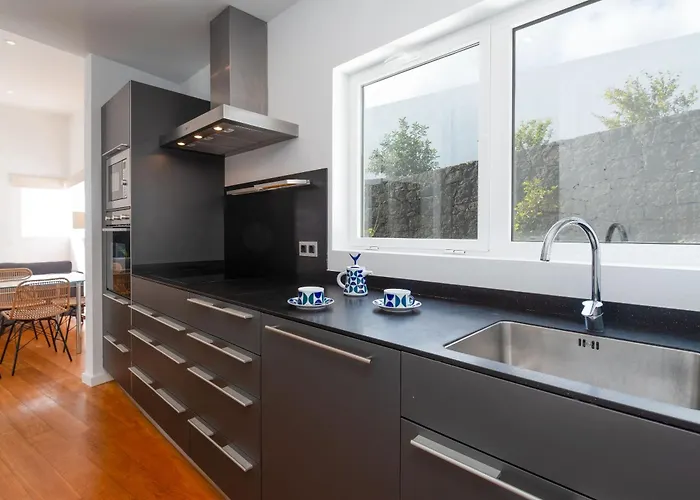 Ereza Royal Family Hoopoe-1 Villa