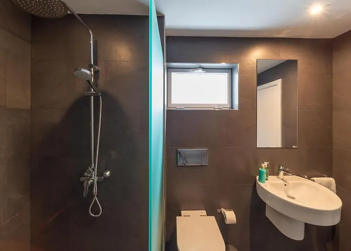 Ereza Royal Family Hoopoe-1 Playa Blanca (Lanzarote)